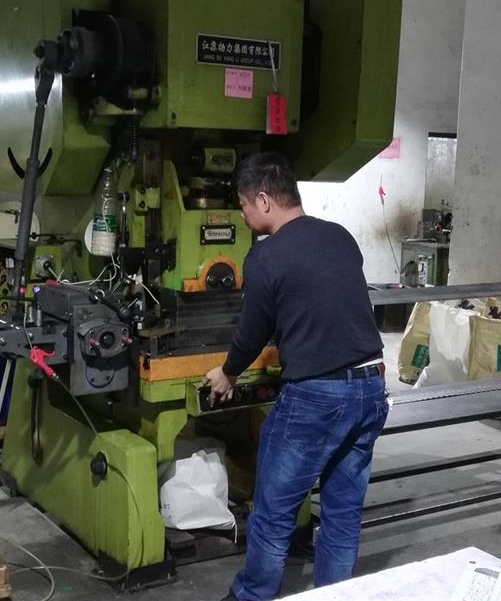 劉總.jpg 劉總.jpg