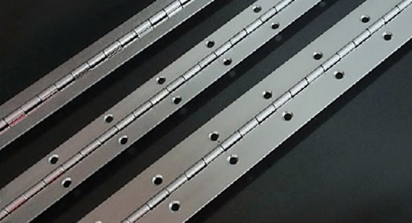 哪個(gè)廠家專業(yè)生產(chǎn)長(zhǎng)合頁(yè)，自動(dòng)化合頁(yè)？首選東莞廣有五金廠